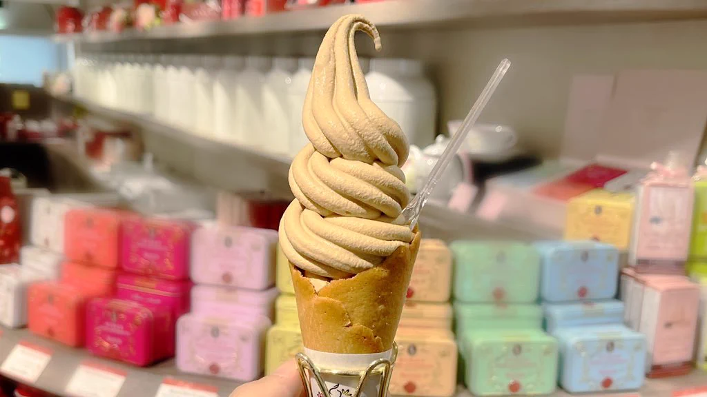 紅茶好きさん必見！新宿の紅茶専門店にあるロイヤルミルクティーソフトクリームが美味！