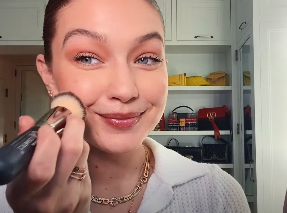 gigisouvenir's tweet image. cutie!