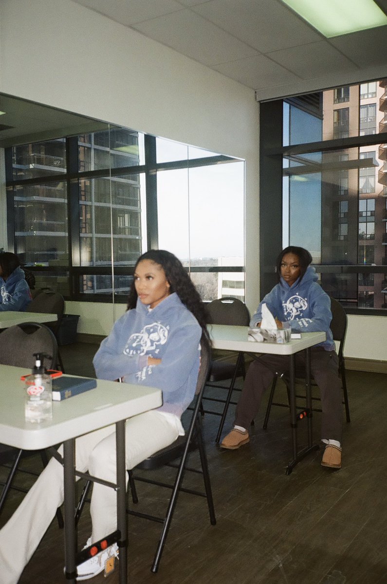 CLASSFULL1's tweet image. ORDER YOUR BACK TO SCHOOL GEAR NOW 🔵🚫 (link in bio)