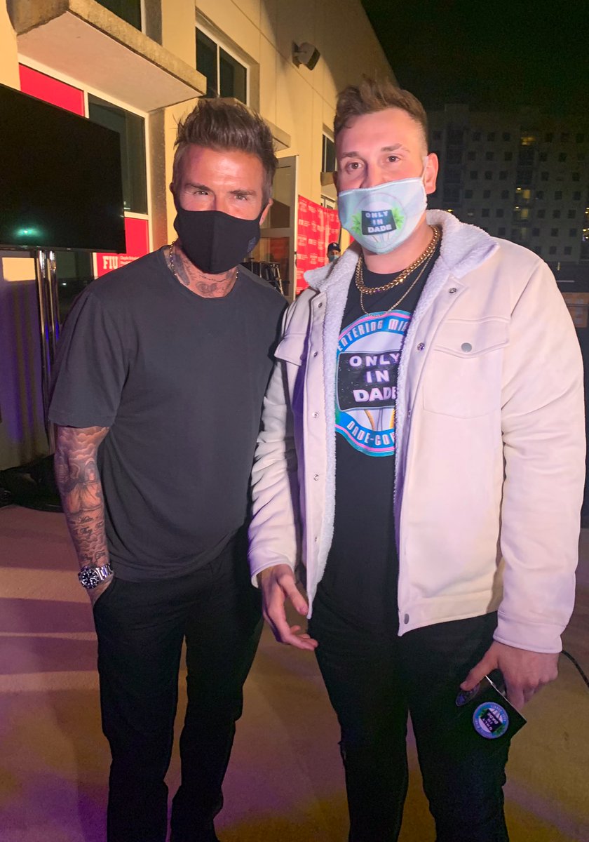Cahrlol's tweet photo. I know it’s hard to tell us apart, but that’s #DavidBeckham to the left, and me to the right. 🌴👯⚽️
#Twins #InterviewComingSoon #OnTheSpot #FIU @onlyindade https://t.co/uYhjqd9xL7