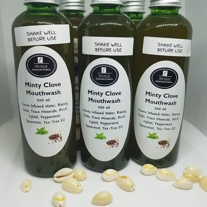 beckl3y's tweet photo. conventional mouthwash are full of chemicals and high alcohol content! The acidic content results in tooth enamel loss. Try our natural alkaline mouthwash which neutralizes acid produced by bacteria, bad breath and a well balanced microbiome! https://t.co/Ub8Sih76fq 
#mouthwash https://t.co/QW4h77Kb4D