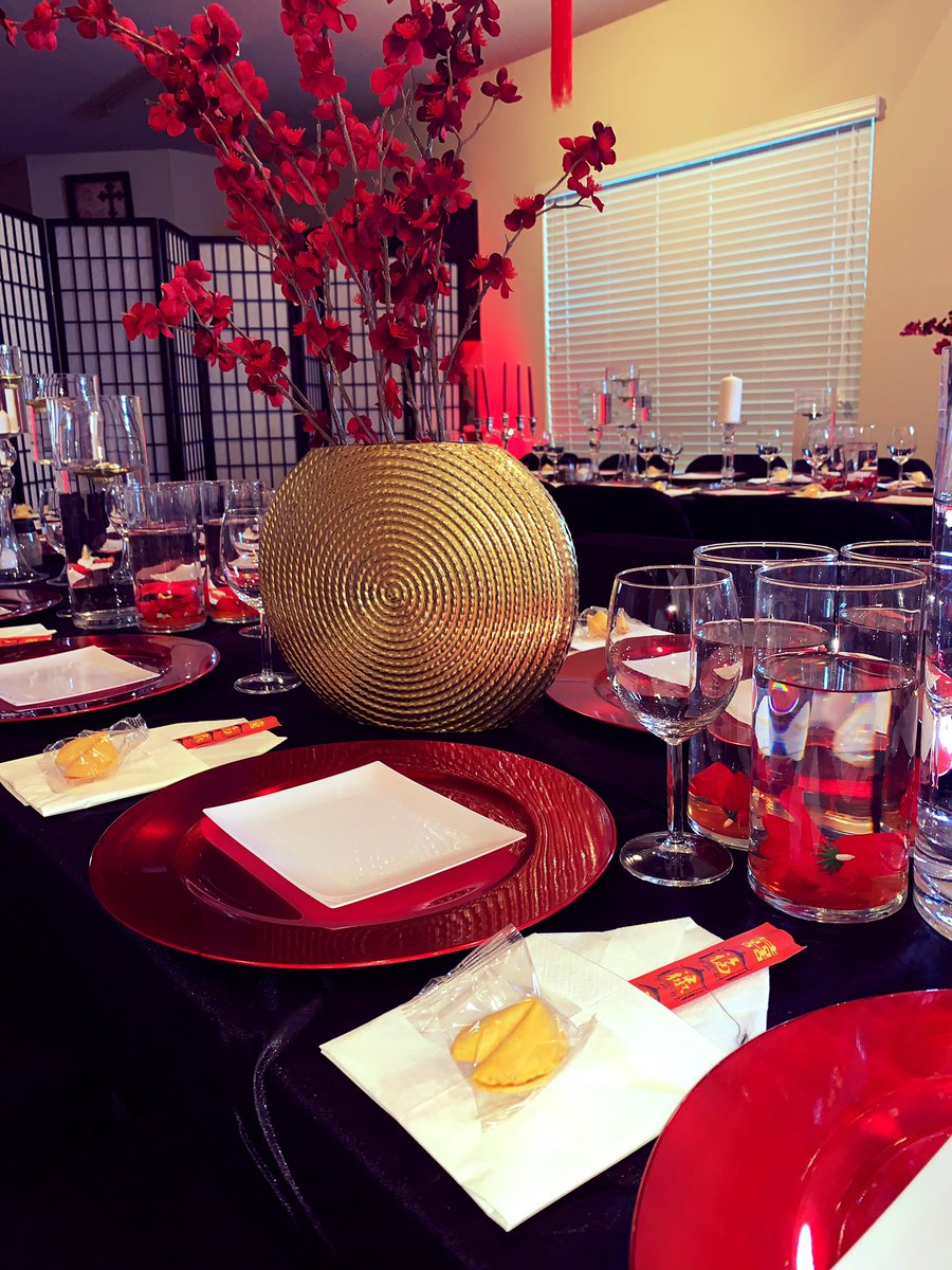 Only1DaiBentley's tweet photo. This weekend I had to pleasure of creating an Asian Inspired Birthday Party/Dinner for my bestie. I literally transformed her entire living room into a 5 star restaurant with an open bar, servers, a bartender, Asian food, and the centerpieces had live goldfish! ✨✨
#eventsbydai https://t.co/4ZuWxGcggy
