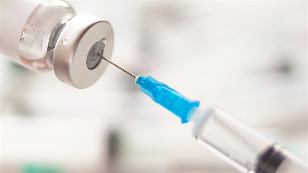 sentinelzim's tweet photo. Zimbabwe has authorised the emergency use of four Covid-19 vaccines, including Russia’s Sputnik V & China’s Sinovac, the minister of information said on Tuesday. https://t.co/WMx3Olw71s @mudzengie @kkkudzai @forfreemedia @fojo_int @tinosamk @nickmangwana @clomexmedia #SentinelZim https://t.co/pTgCPqPkqt