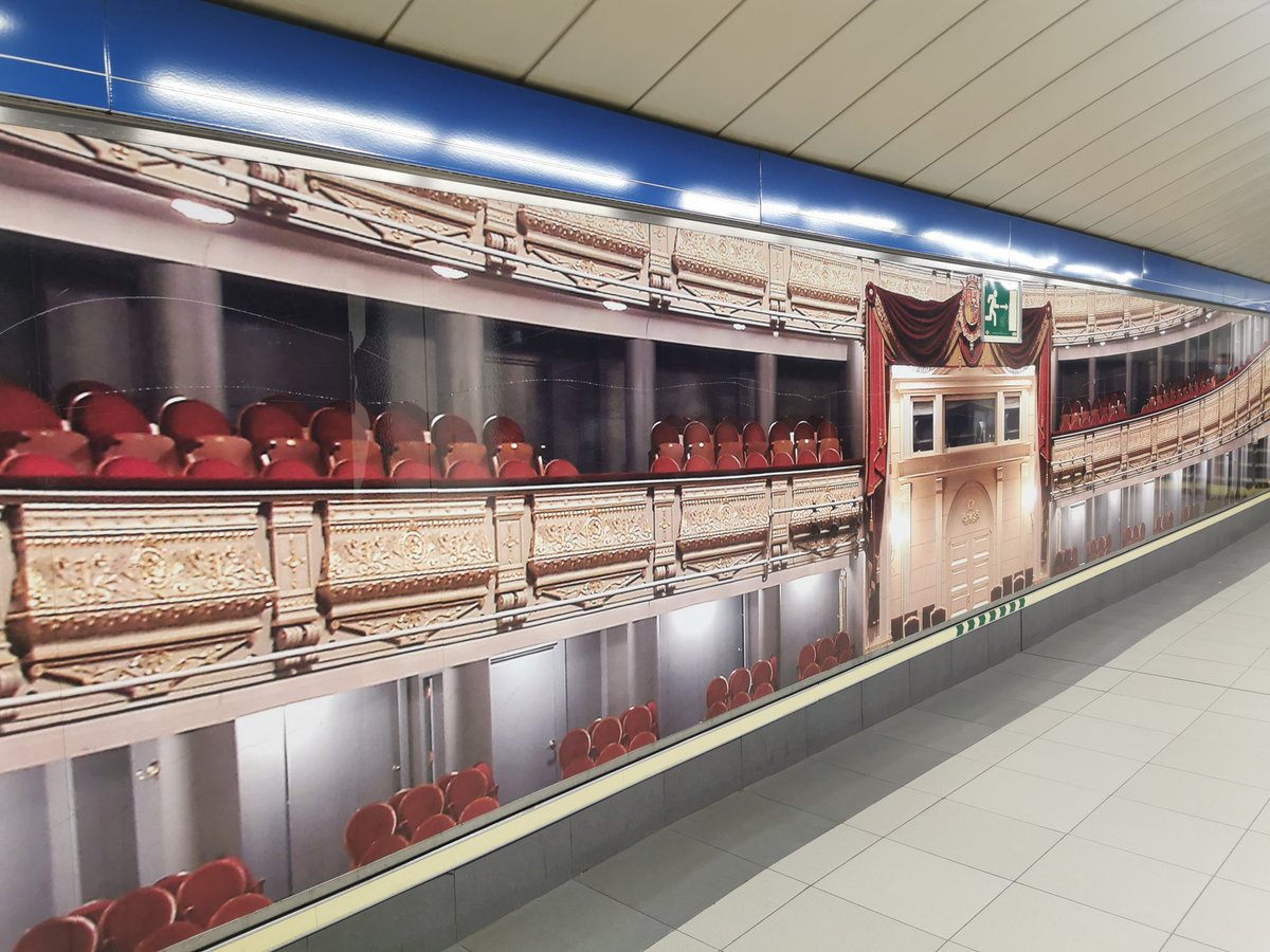 SecretosdeMadri's tweet photo. ¿En qué parada de metro estoy? 🤔
#madrid https://t.co/iEOzqsusks
