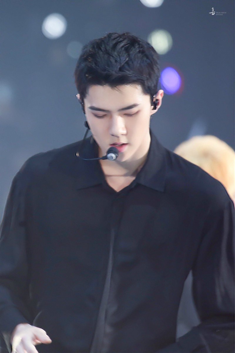 sehunpicture's tweet photo. #세훈 #SEHUN https://t.co/h6v9Dr7wqp
