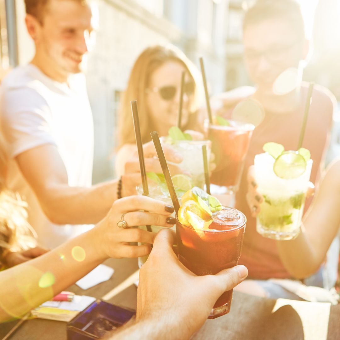 CaskLondon's tweet photo. It is less than 19 days until you can enjoy a drink with 5 friends outdoors in a park or garden! 

Why is 19 a landmark...? Well, it isn’t really, it’s just one more step closer to normality and something to look forward to. 

Not long now folks. #lockdown2021 #beerinthegarden https://t.co/HsynLzescx