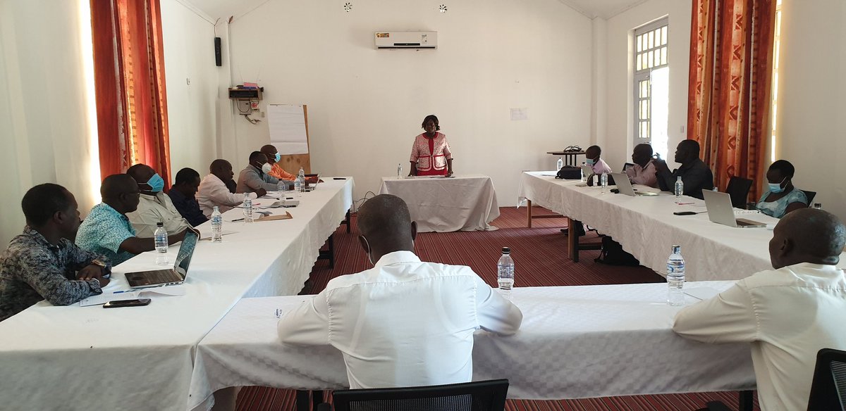 TPsdadm's tweet image. CO Esther Ikaru met Sub- County Admins for a review on the Dept&apos;s progress. They discussed matters policies, Emergency response, Partner linkages,trainings, food distribution &amp;amp; assessment of work challenges. 

She also restated her support to them as she called for teamwork.