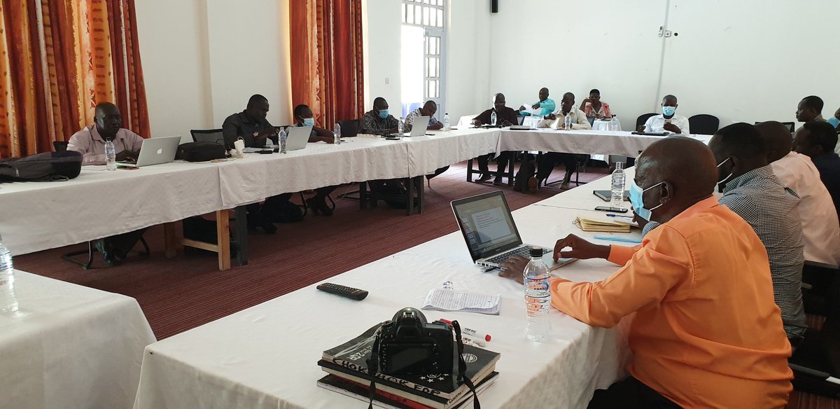 TPsdadm's tweet image. CO Esther Ikaru met Sub- County Admins for a review on the Dept&apos;s progress. They discussed matters policies, Emergency response, Partner linkages,trainings, food distribution &amp;amp; assessment of work challenges. 

She also restated her support to them as she called for teamwork.