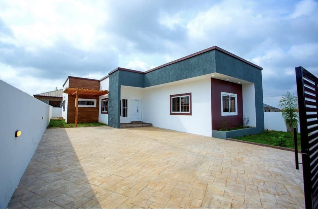 HouseMasterGh's tweet photo. The property we are crushing on today 🤩 is a captivating 3 bedroom detached house located in East Legon Hills (Accra-Ghana)

view more details &amp; schedule a private tour here👇🏾👇🏾👇🏾

https://t.co/FLetNZ12md

📞 +233 243 856 807 or +233 571 857 412

#forsale #housemastergh #trends https://t.co/RXH4DYYyOH