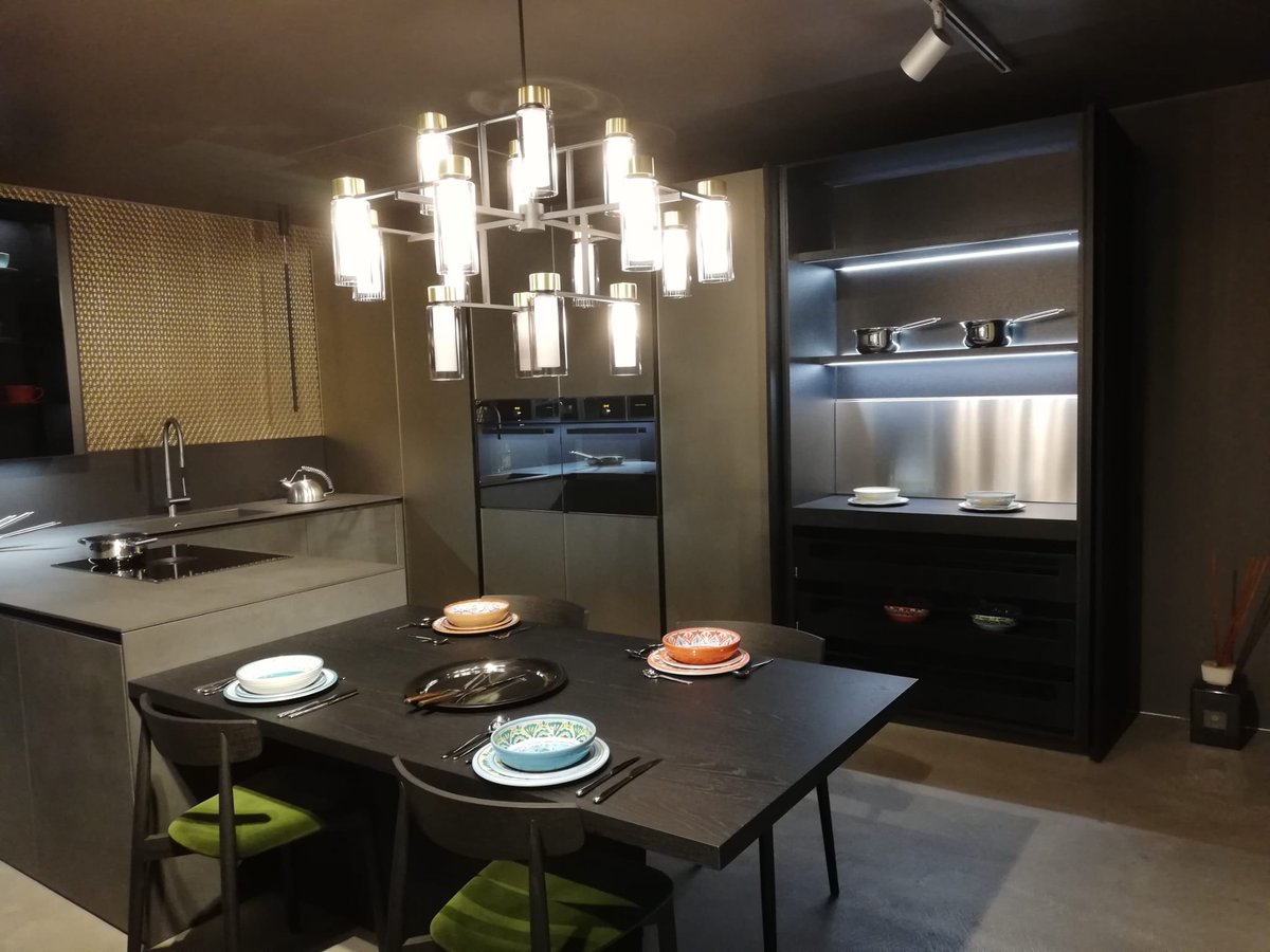 L2Gshop's tweet photo. Le cucine #Binova dal #design unico, #elegante e di #lusso sono ideate e progettate per soddisfare tutte le vostre esigenze.
Scoprite le nuove collezioni nello showroom #BinovaMilano in via Durini 17 - #Milano.
https://t.co/7L3D2CtOTW https://t.co/6y501Dm3Yz