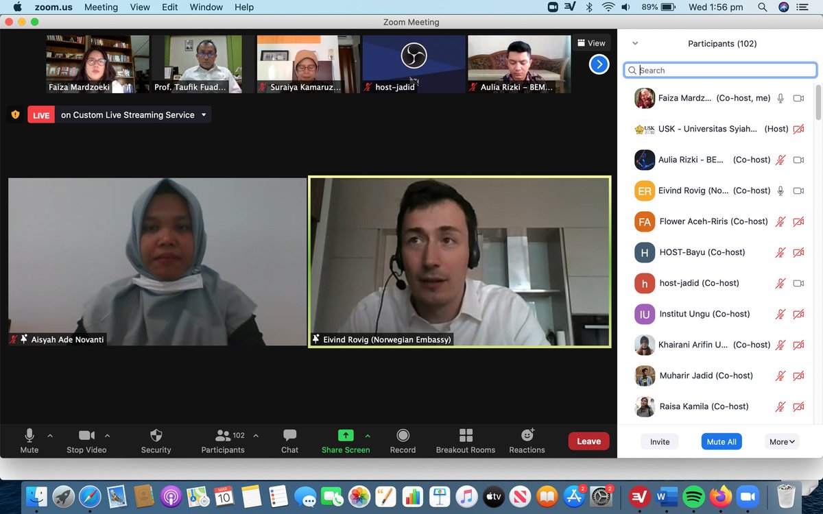 InstitutUngu's tweet photo. It's an honor to have Pak Eivind from Norwegian Embassy, Jakarta and the bright female speakers in Human Rights Goes to Campus in Aceh. It was fruitful discussion on Women, Youth and Human Rights. Thank you @NorwayAmbIndo,  Flower Aceh, Pusat Study HAM USK dkk. https://t.co/rqoLI6TNpM