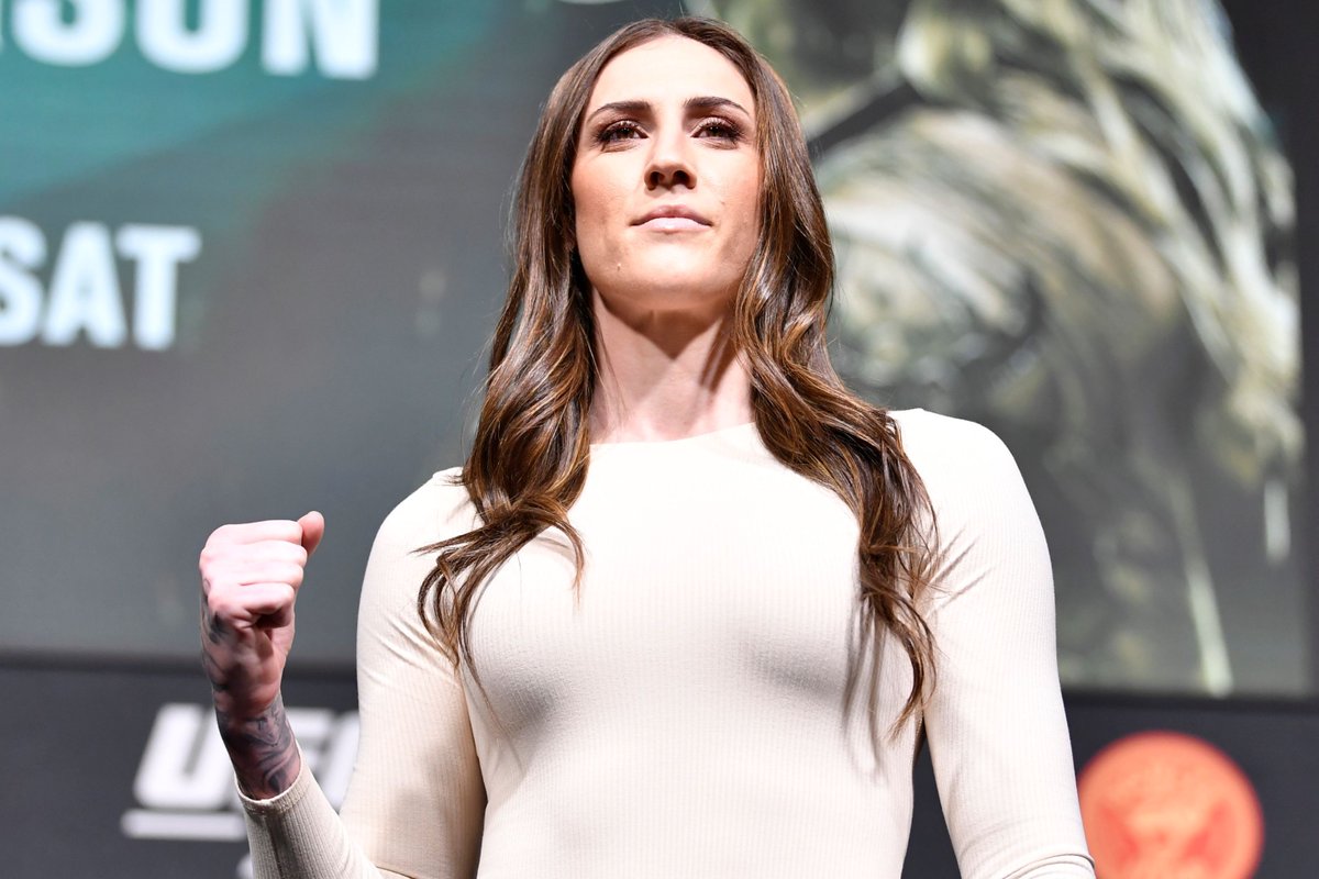 Megan Anderson (@MeganA_mma) is no longer under UFC contract following the loss to Amanda Nunes at #UFC259 

It looks like the UFC are scrapping the women's featherweight division. https://t.co/QVyAOdCkXI