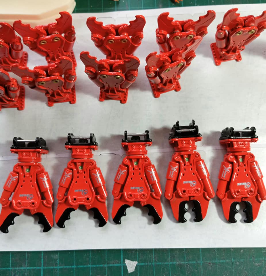 Gaz520's tweet photo. First of the 1:50 scale Rotar RCC30 concrete cutter models. https://t.co/IUQKoZUH2N