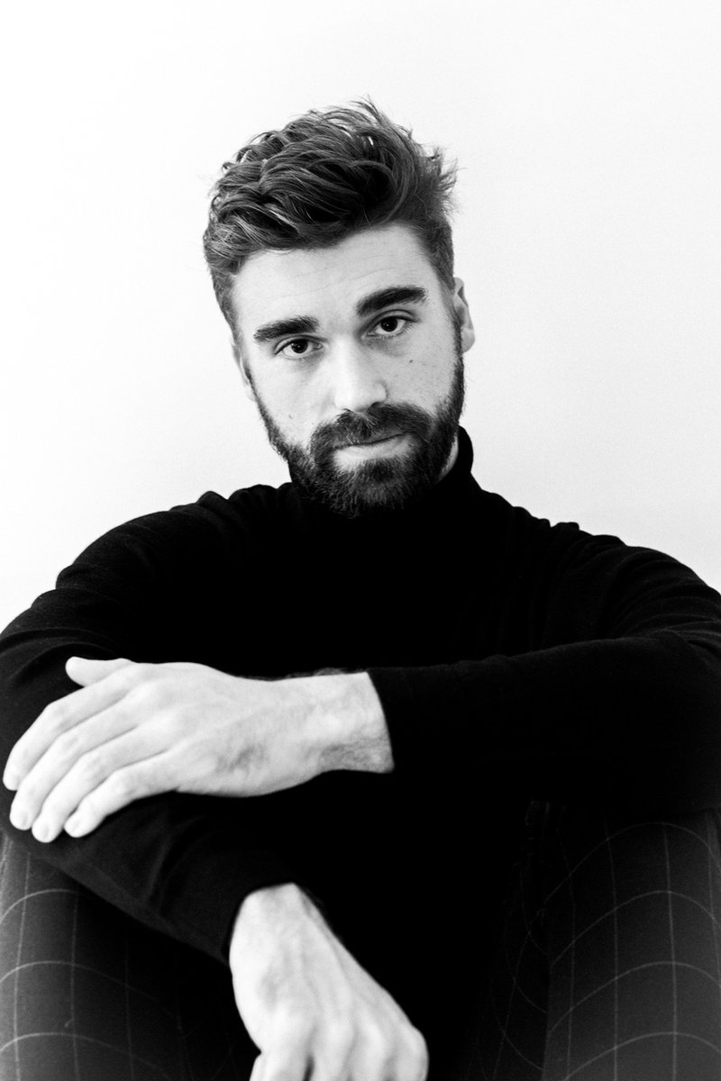 paul_higginson's tweet photo. Photographs by @vsimantob 
https://t.co/g2MKRojaL6
.
.
.
#Model #photoshoot #modelling #blackandwhitephoto #actor #malemodel #studio #photographer #artist https://t.co/jwhxPheL8q
