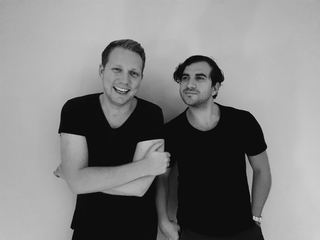 PinkstarRec's tweet photo. Directly from Sweden, the next big thing in the electronic scene Skogsberg &amp; Akdogan debut on Pinkstar Records with a bouncy tune called LET ME IN. Out on Friday! 🤩🌟

Pre-save here: https://t.co/xmbvEZNSgg

#pinkstarrecords #outsoon #electronicdancemusic #swedishmusic https://t.co/8DrFlZbz0W