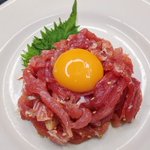 絶品極上レシピ!簡単2ステップで作れる生ハムユッケ!