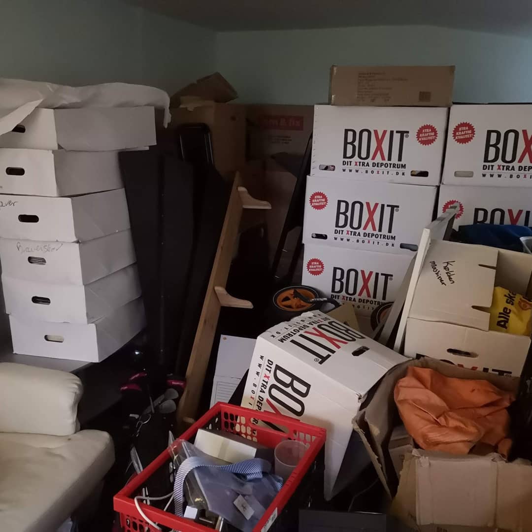 JutyQuickZz's tweet photo. From moving mess to streaming setup here we go 😎😍

Getting closer to 2nd of April hope your ready

#roccat #roccatsuorafx #logitech #logitechg502lightspeed #logitechg #logitechgpowerplay #streamer #twitch #twitchstreamer #twitchtvstreamer #twitchaffiliate #gamer #smallstreamer https://t.co/fHWhLo4thd