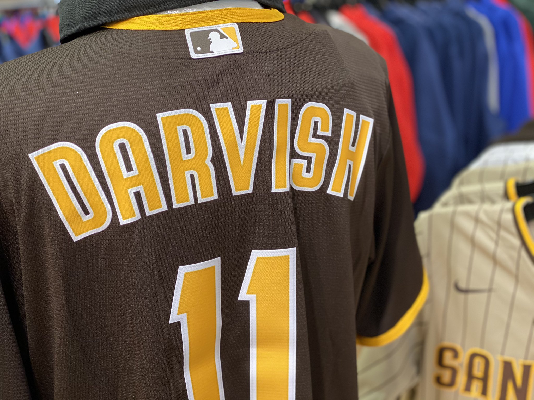 セレクション Mlbアカウント サンディエゴ パドレス ダルビッシュ有 投手のユニフォームが入荷しました カラーはホワイト ブラウン タンの3色となります 今季は新天地サンディエゴで年同様の好投を期待しちゃいます パドレス セレクション Mlbアカウント サンディエゴ パドレス ダルビッシュ有 投手のユニフォームが入荷しました カラーはホワイト ブラウン タンの3色となります 今季は新天地サンディエゴで年同様の好投を期待しちゃいます パドレス