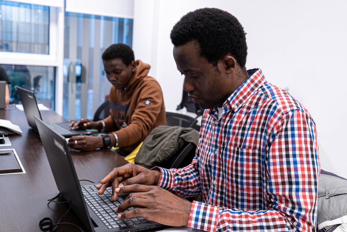 UNHCRItalia's tweet image. #Powercoders Italia è entrato a far parte di #RepubblicaDigitale 👏
L'adesione all’iniziativa promossa da @InnovazioneGov @Palazzo_Chigi rappresenta un importante traguardo per l’accademia di programmazione informatica per rifugiati 👉 bit.ly/3v9eFNd
