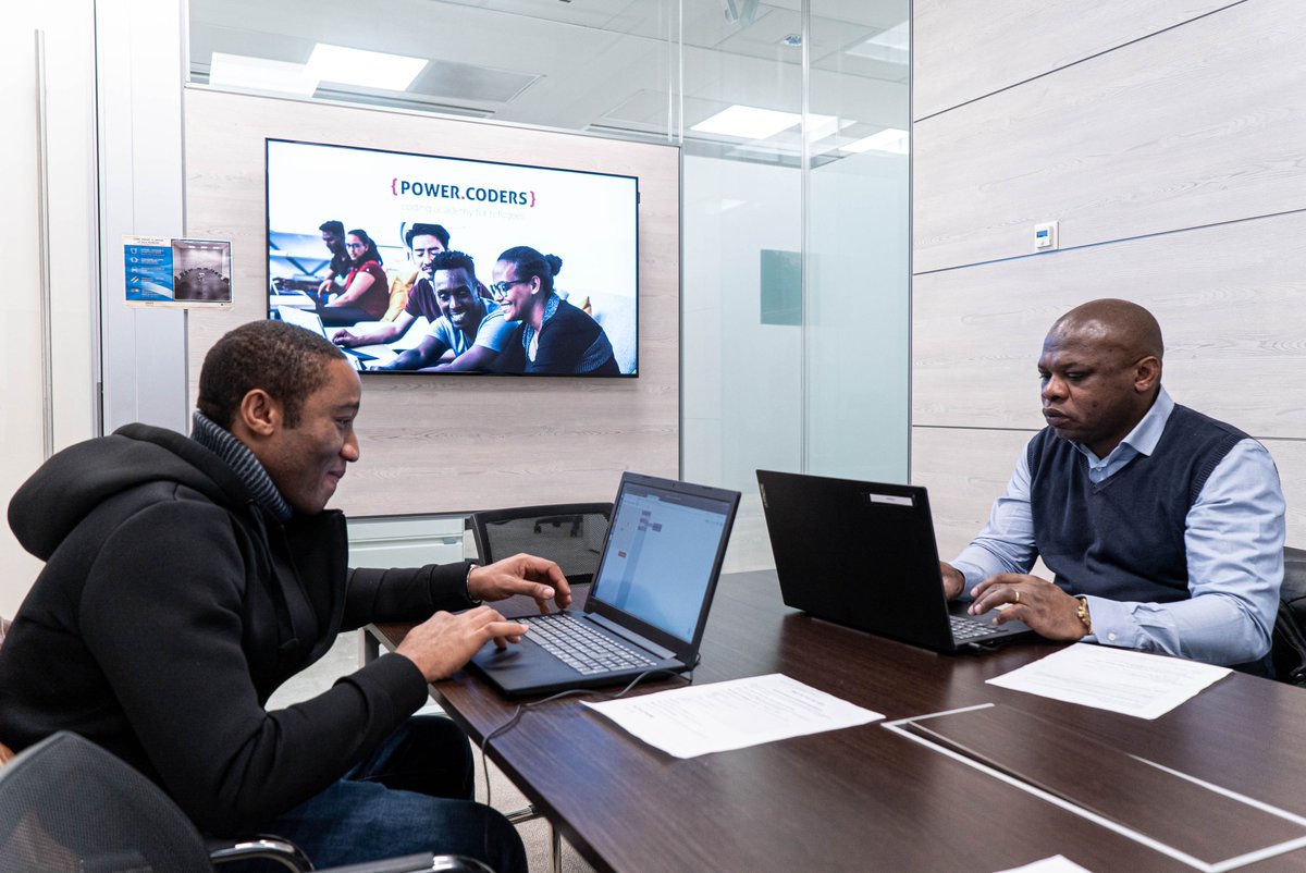UNHCRItalia's tweet image. #Powercoders Italia è entrato a far parte di #RepubblicaDigitale 👏
L'adesione all’iniziativa promossa da @InnovazioneGov @Palazzo_Chigi rappresenta un importante traguardo per l’accademia di programmazione informatica per rifugiati 👉 bit.ly/3v9eFNd