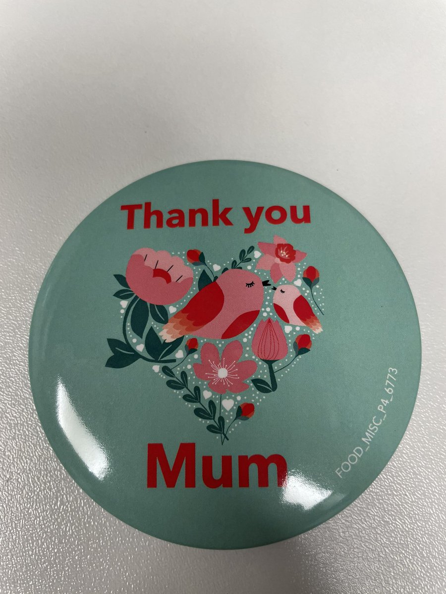 AlexG151's tweet photo. Don’t forget to treat your mum for Mother’s Day! We’ve got a great selection of treats for mum here at the Coop from chocolate and wine to some lovely flowers! Team Barton smashing it! #MothersDay2021 #smashingit @debbyallison @Dawnlouiseprin1 @NickWil74960087 https://t.co/PF5DjcVkGn
