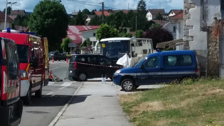 ici_besancon's tweet photo. Accident de bus mortel à Orchamps-Vennes : 2 ans de prison avec sursis pour le chauffeur via @bleubesancon https://t.co/N82GecOgaK https://t.co/ByaX60juAQ