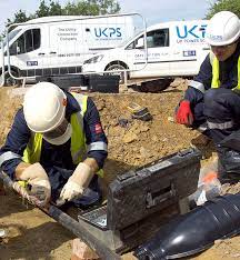 ukpowersolution's tweet image. With all new cars set to be electric by 2035, new residential &amp;amp; non-domestic developments will soon need to install #EVchargingpoints, greatly increasing electricity demand. We design bespoke #utilityconnection solutions to suit any project.
ukpowersolutions.co.uk/electrical-con…
#NERS