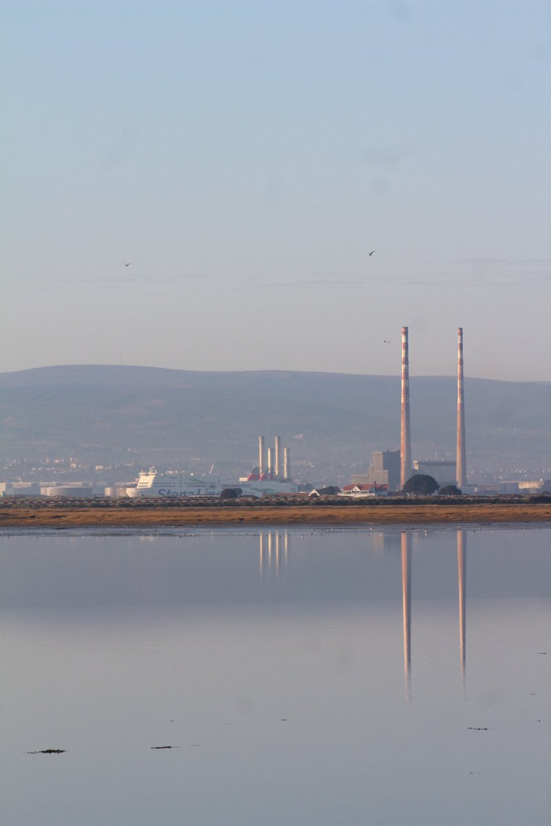 gerrydoofer's tweet photo. @DaveTodayFM @DermotTodayFM No way should they go. Part of Dublin skyline. https://t.co/SAyCAwHZKT
