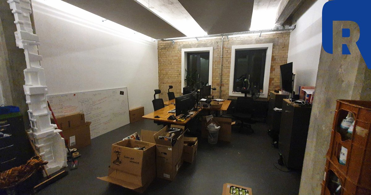 Es ist viel los gewesen bei uns diese Tage;
Unser Expertenteam hat weiteren Zuwachs bekommen und unser Büro musste größer werden.
Also haben wir Hand angelegt und fleißig neue Arbeitsplätze  für unsere Digitalisierungsverwirklicher geschaffen.

#relaexpertsnetwork #digitalisation