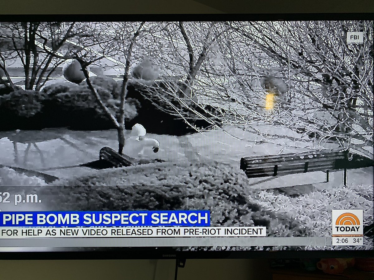 Brickersmith's tweet photo. @TODAYshow I think your clock may be off a bit. Lol!  It’s reading 2:06 when it’s 7:10 am EST. I almost thought it might be April Fools. 😆😆😉😉 https://t.co/LJnfEWdvXk