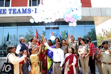 psgachbwli_cyb's tweet photo. The first ever 'Transgender Community Desk' #Inauguration By Shri V.C Sajjanar IPS.., #CP_Cyberabad Police In Collaboration With SCSC at Gachibowli Police station #dial100 #cyberabadsheteam #cyberabadpolice https://t.co/1o4qlNbN2H