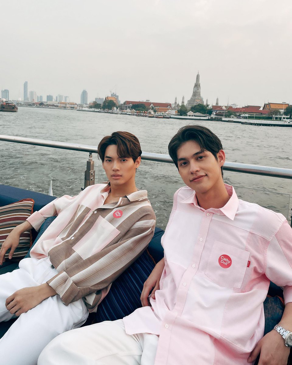 chill chilll
IG : eedzilar
#winmetawin
#CathyDollxBrightWin