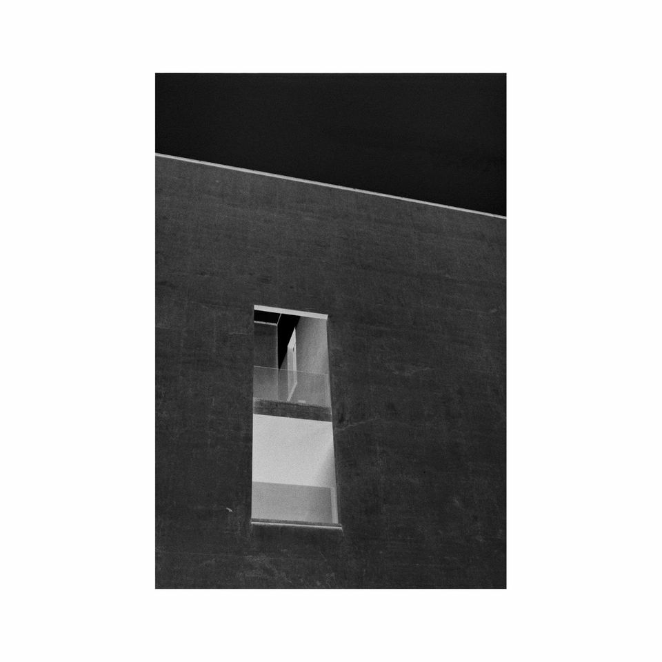 Container_Roma's tweet photo. Container Premiere
First release for Melantónia, the A/V artists collective actives on experimental electronic music. For Label's launch we have a fine EP composed by three original tracks and two outstanding remixes by Feral and Plants Army Revolver.

H… https://t.co/FMZ56h6fbJ https://t.co/D8DmINABZ1