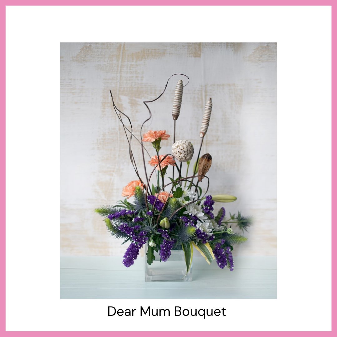 Newtonanddavid's tweet photo. @_JaNyeAiko We could make this beautiful flower arrangement for your Mother’s Day gift 💝 😍

☎️ Call now to order !

Ikeja: 
0810 511 5921 (WhatsApp &amp; Call)
080 7437 3868 (WhatsApp &amp; Call)

Victoria Island: 
070 3609 1228
070 3005 9833

Abuja: 
0807 757 4320
0802 383 0211 https://t.co/zYAwo6KDaY