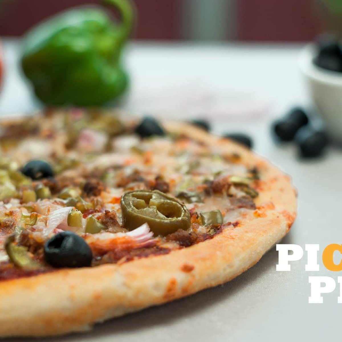 aydaapp's tweet photo. Southern Fried Chicken et Piccolo Pizza sont sur #aydaapp Des pizzas incomparables et délicieuses en pâte fine ou épaisse #delicious #eater #foodgasm #foodlover #foodpics #instayum #foodiegram #foodielife #foodiesofinstagram #onthetable #tastemade #livraison #dakar #senegal 🇸🇳 https://t.co/WrzuIPHhgW