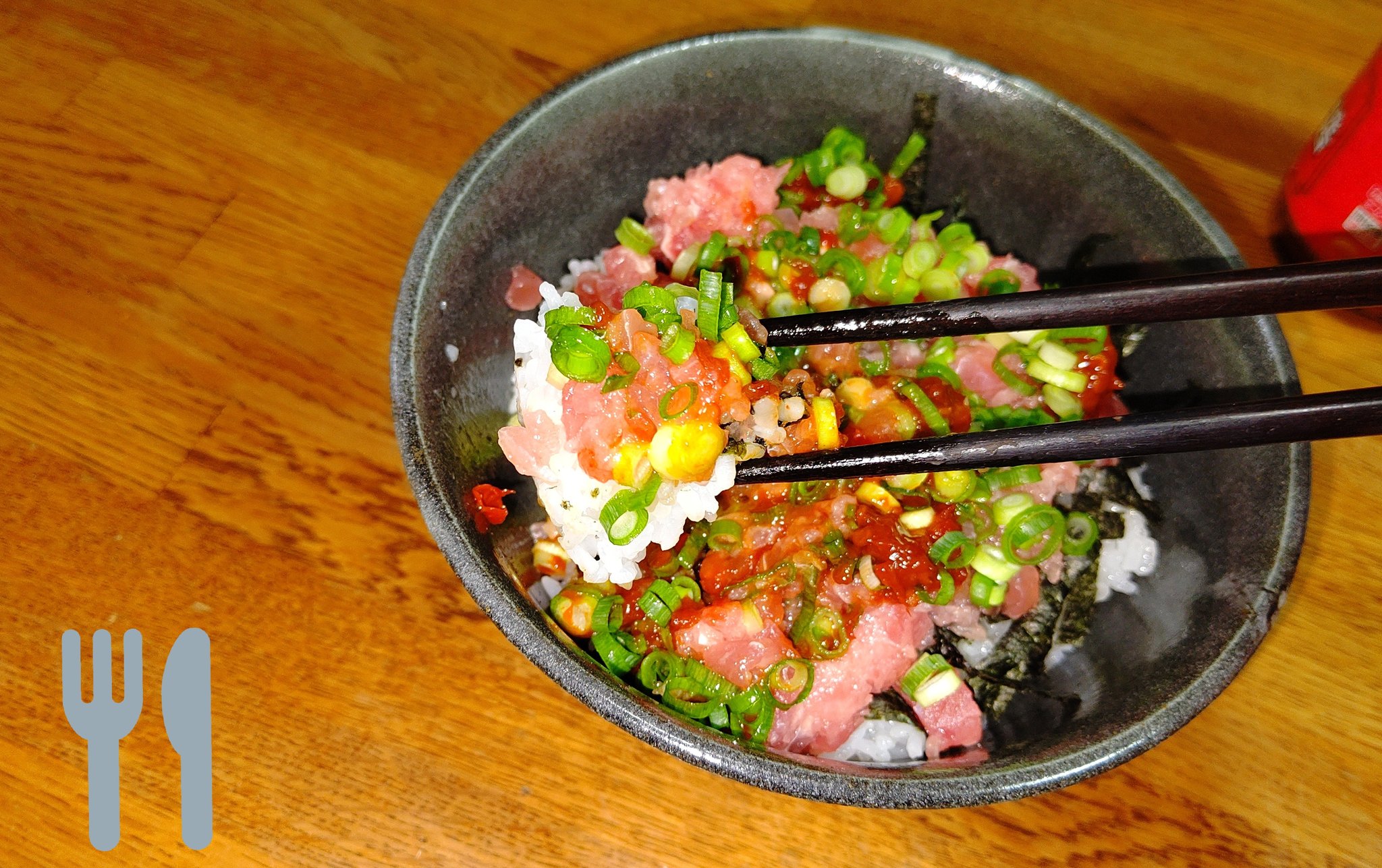 しんりょく A Twitter ネギトロ丼 うずらの卵 豆板醤 中間管理録トネガワagenda18同調 より これはアニメ観てから直ぐ試しました 別名ピリ辛マグロユッケ丼 びっくりするくらい美味いです 鶏の卵でもok 半分を醤油で食べてからだと二度おいしい 原作未読故 アニメ