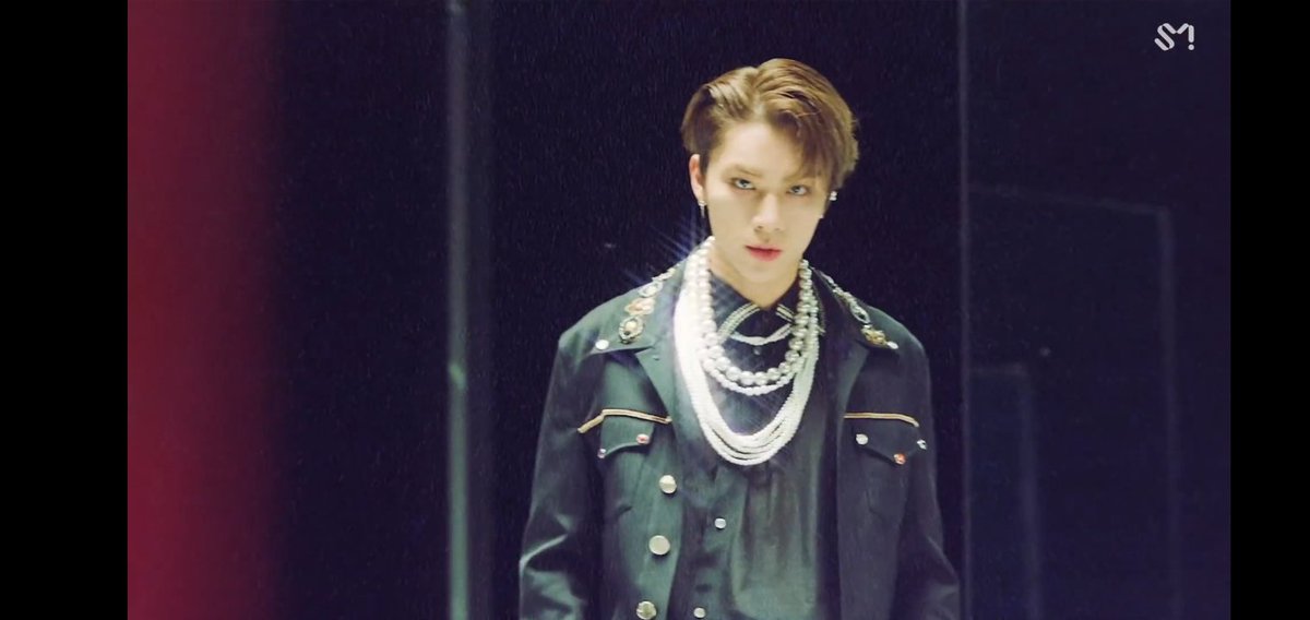 lululusmom's tweet photo. Okay Xiaojun! Continue to wreck me though your my main and ultimate Bias. I kennat with you, you're so 너무 Handsome and your vocal is so powerful. Ilysm 💚 
#XIAOJUN
#WayV의_킥백
#WayV_Kick_Back 
#WayV_KickBackMV 
#WayV #WeishenV #威神V #웨이션브이 #WayVKickBack @WayV_official https://t.co/uIODb4xnia