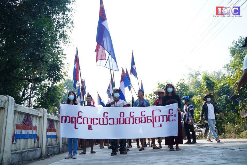 KhaingEiKhaing's tweet photo. Protesting against military coup in the village near Hpa-an, Kayin State, Myanmar. 
RELEASE THE ARRESTED #WhatsHappeningInMyanmar #Mar11Coup https://t.co/Saspx4tyi2