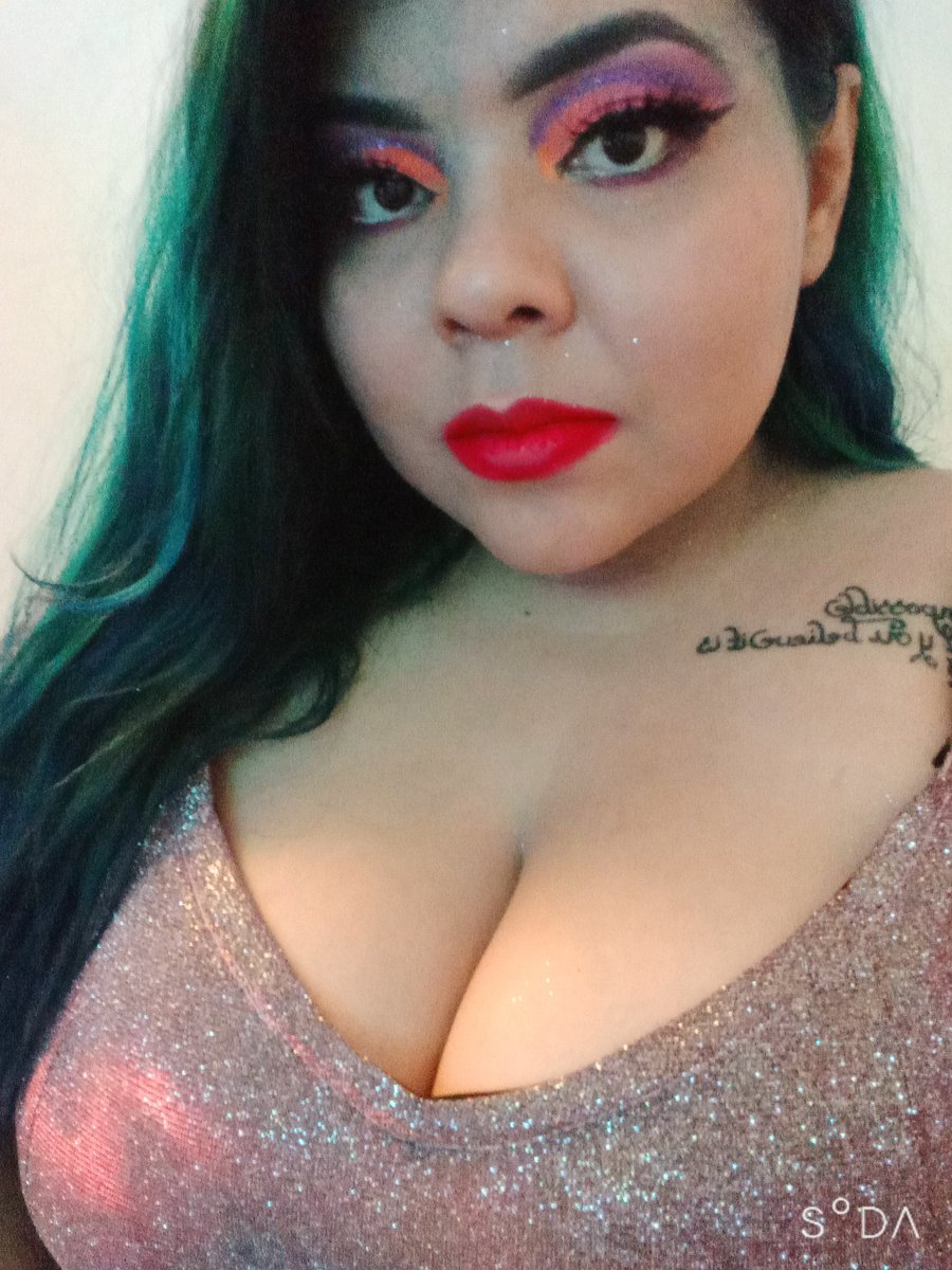 Majocon36963204's tweet photo. Otro De mis sueños es el stream,... podemos lograr lo que sea ánimo..😉🥰💜
#stream #gamer #cantante #LosMochis #SiguemeYTeSigo #LGBT #follow #AuronPlayXV #ApoyoMutuo https://t.co/ILzll6IQ17