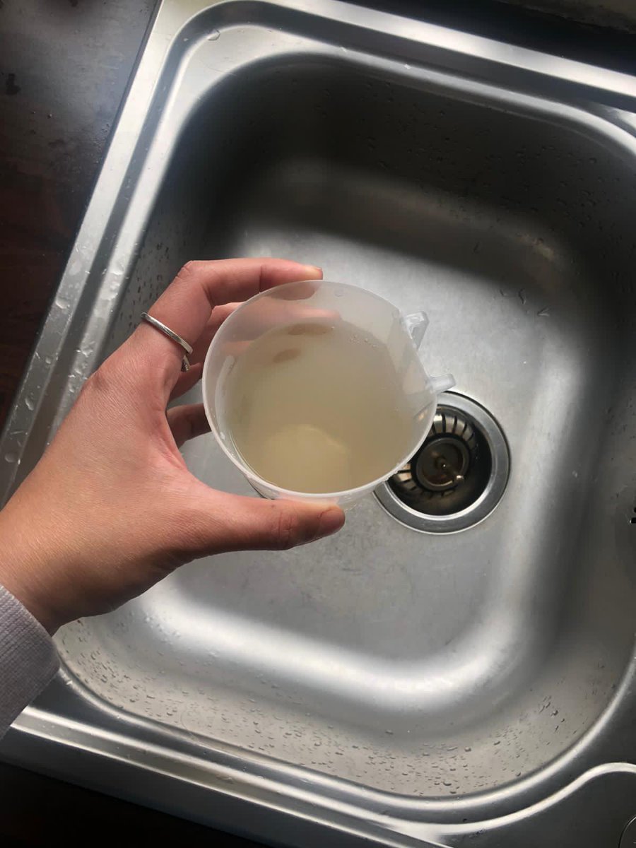 G10620796's tweet photo. @DubCityCouncil @IrishWater Cloudy tap water in Stoneybatter. https://t.co/SQbZPpSHWZ