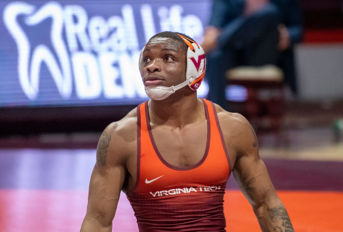 HokiesWrestling's tweet photo. 𝙍𝙤𝙪𝙣𝙙 𝙩𝙧𝙞𝙥 𝙩𝙞𝙘𝙠𝙚𝙩 𝙩𝙤 𝙎𝙩. 𝙇𝙤𝙪𝙞𝙨 🛩

We're sending 8️⃣ Hokies to the NCAA National Championships‼️

Seeding and brackets will be revealed this evening during the NCAA Wrestling Championships Selection Show on https://t.co/HoYyxIZC3V at 6pm! #ALLINALLTHETIME🦃 https://t.co/FwX2V0FIDM