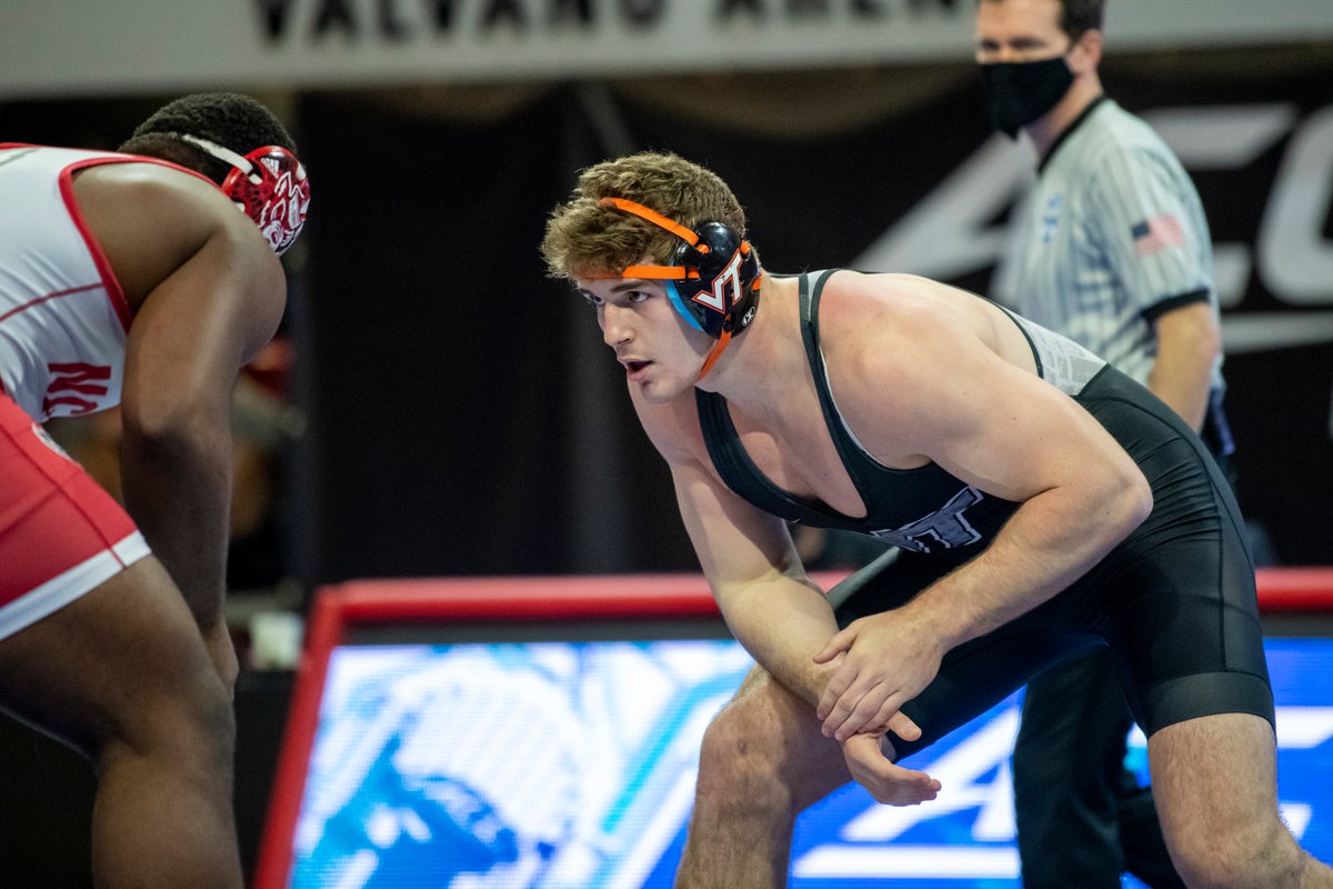 HokiesWrestling's tweet photo. 𝙍𝙤𝙪𝙣𝙙 𝙩𝙧𝙞𝙥 𝙩𝙞𝙘𝙠𝙚𝙩 𝙩𝙤 𝙎𝙩. 𝙇𝙤𝙪𝙞𝙨 🛩

We're sending 8️⃣ Hokies to the NCAA National Championships‼️

Seeding and brackets will be revealed this evening during the NCAA Wrestling Championships Selection Show on https://t.co/HoYyxIZC3V at 6pm! #ALLINALLTHETIME🦃 https://t.co/FwX2V0FIDM