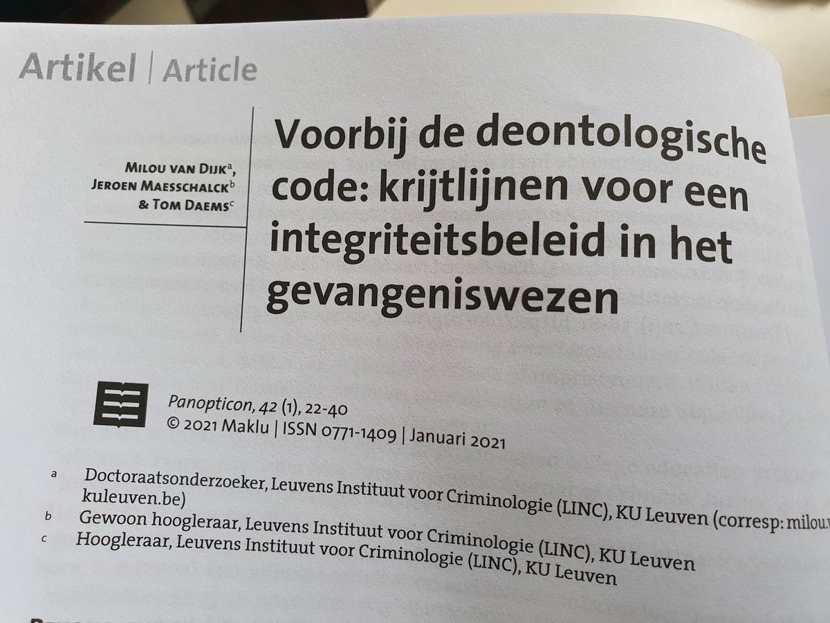 Het artikel zelf was al een tijdje beschikbaar, maar ik heb vandaag eindelijk de papieren versie van ons artikel in Panopticon kunnen ophalen! Trots 😊