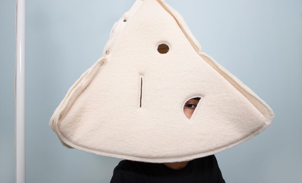 The exhibition ‘Yo Defiendo Derechos’ brings 5 stories of #humanrightsdefenders to your ears and is currently on display <a href="/CasadelaMemoria/">Museo Casa de la Memoria</a> in #Medellin.
Made with <a href="/nhrf_hrd/">Norwegian Human Rights Fund</a> and @MEMRIA_ORG 
📸 from David Sierra