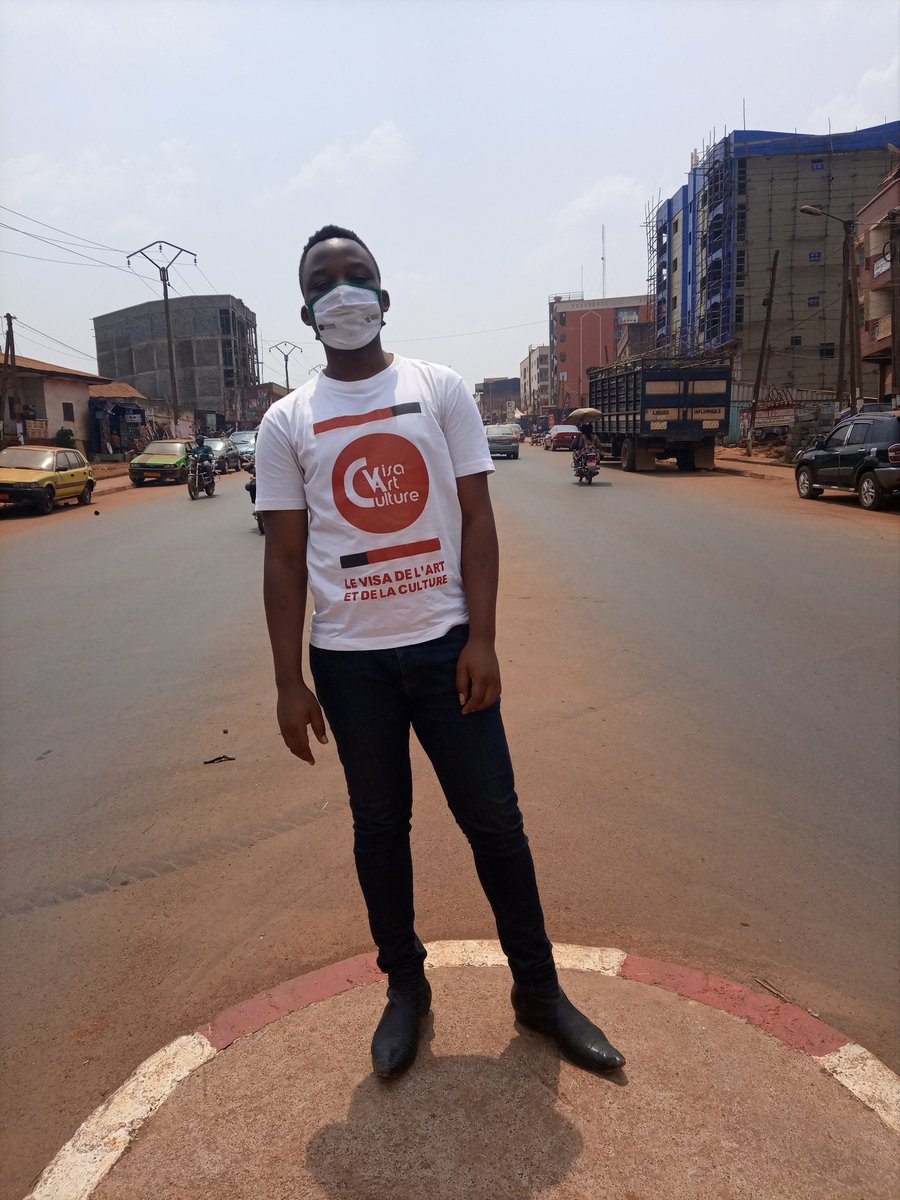 visartculture's tweet photo. Toujours dans le respect des mesures barrières....la covid 19 est bien réelle. Redoublons de vigilance...
#Bafoussam 
On continue la promo pour les visartculture Ouest Awards....
#Minsante #VaccinNumerique #BloggersVsCovid19
#ABCVaccination 
#coronavirusFacts https://t.co/tmCe5Y506r