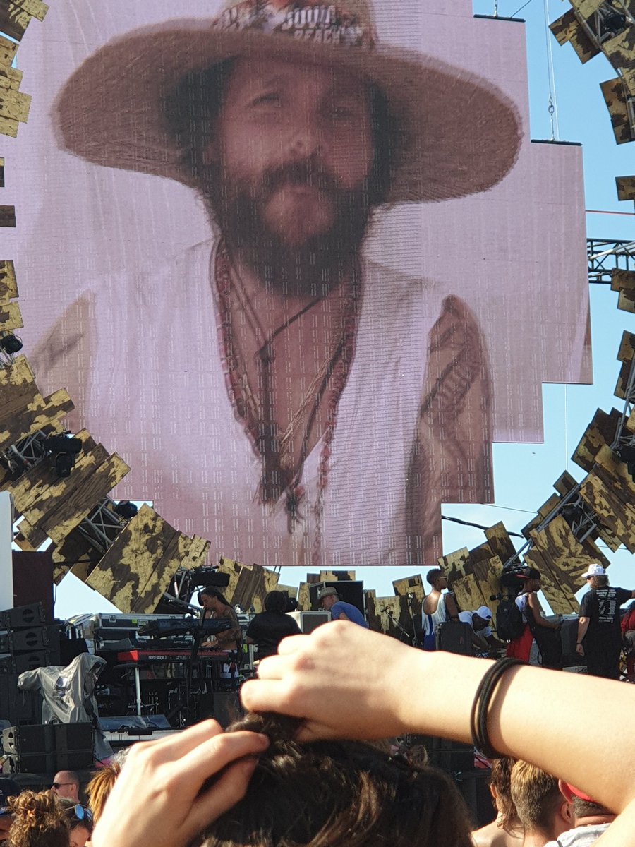 lamiLuana's tweet photo. @gordon_rover @lorenzojova Rimini 10 Luglio 2019
Che adrenalina  addosso  mi hai trasmesso
E quanto mi manchi https://t.co/MobNEzRlcF