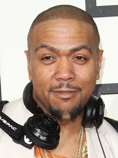 Happy birthday to my two favorite men. Timbaland and Robin Thicke. Icons on 