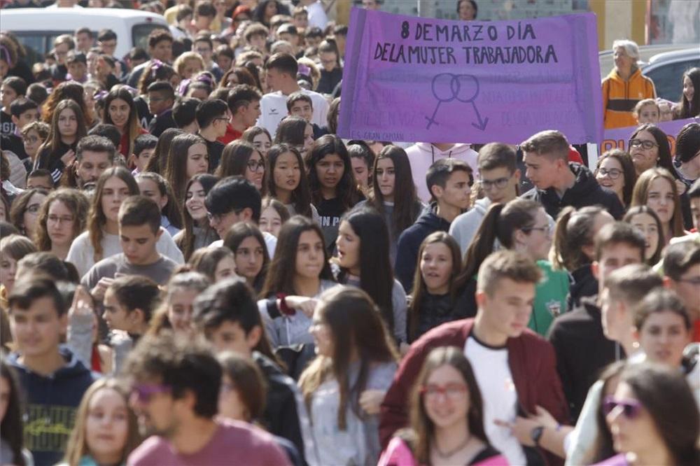 Un 8M en Córdoba más virtual y atomizado dlvr.it/RvMqc5