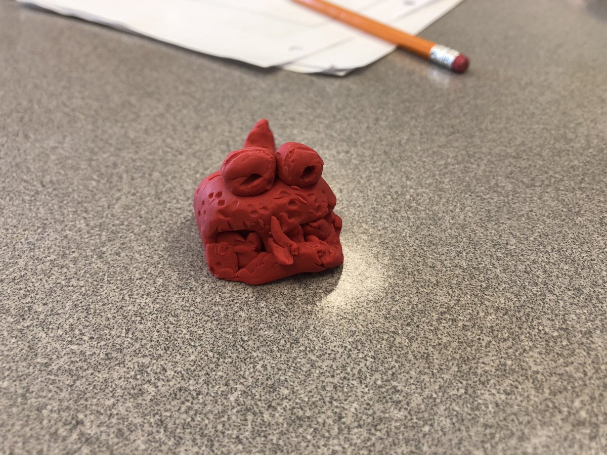 Ms. / Mlle Chan 👩🏻🏫 tweet media