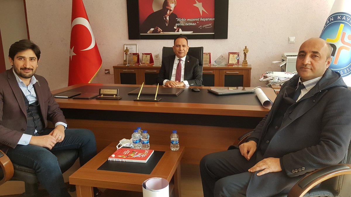 Özel Denizli Koleji Fen ve Anadolu Lisesi müdürü arkadaşım Resul Tekin ziyaretimize geldi. Kendileriyle eğitim üzerine verimli bir sohbet ettik.